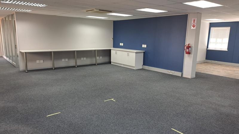 To Let commercial Property for Rent in Newton Park Eastern Cape